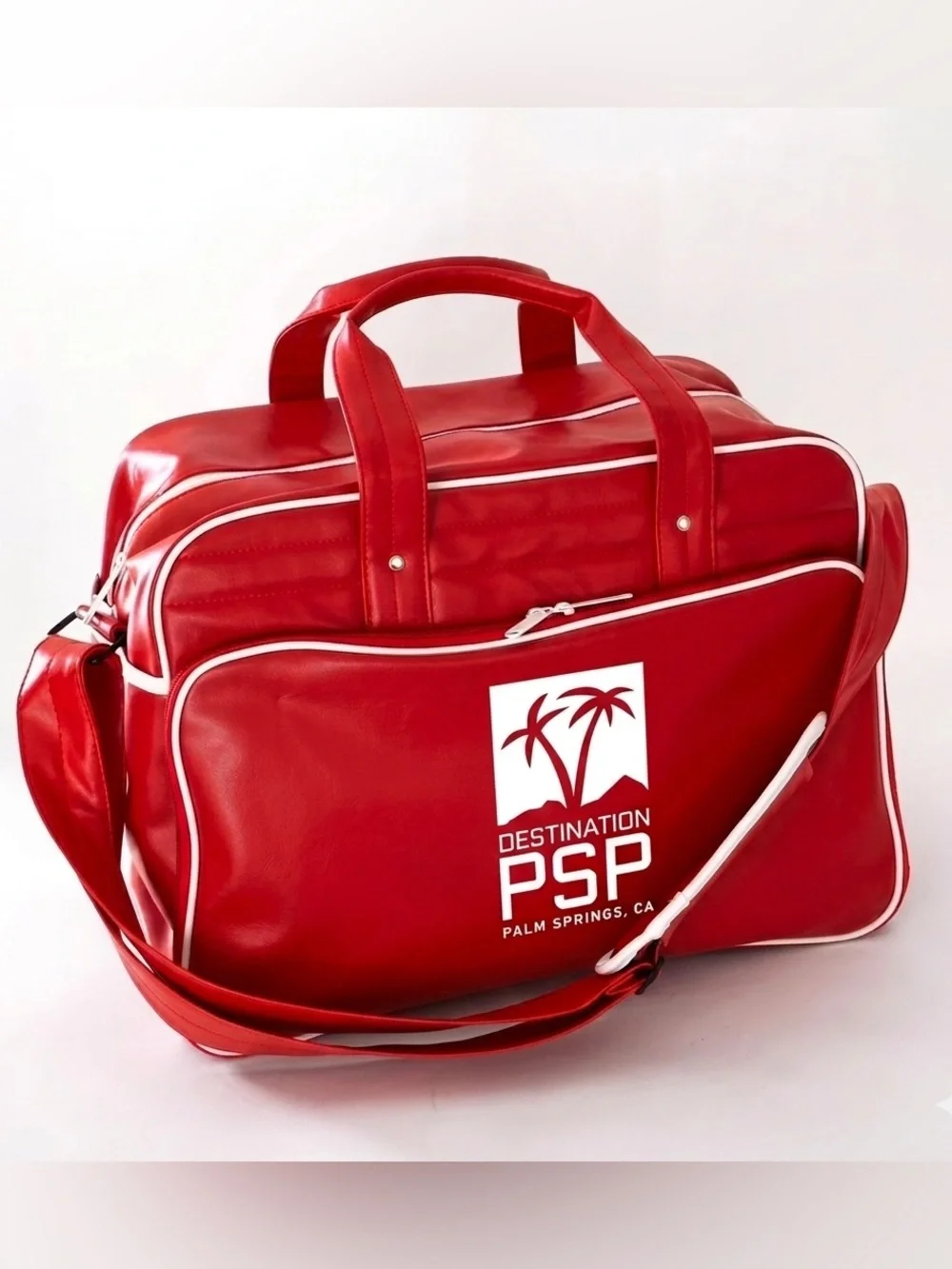 RETRO STYLE PSP WEEKENDER BAG (PSP= airline code for Palm Springs airport) NEW!